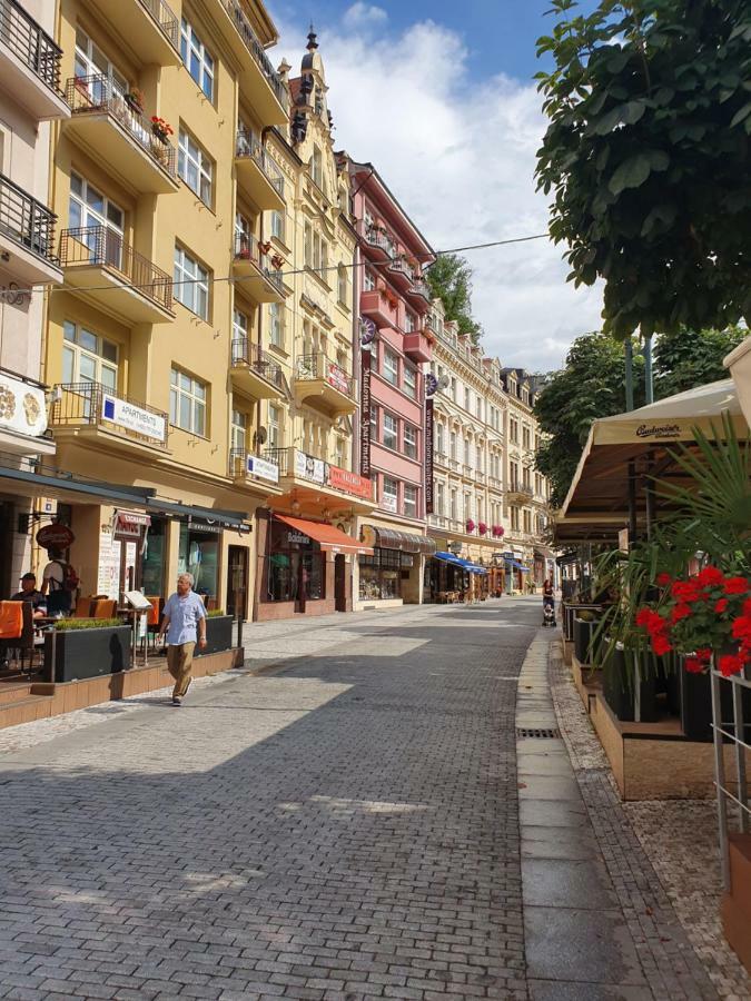 Madonna Apartments Karlowe Wary Zewnętrze zdjęcie