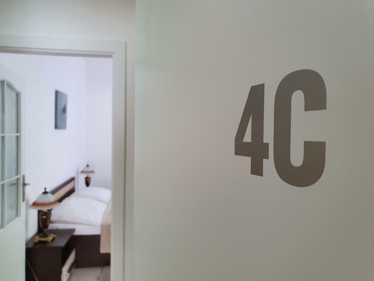 Madonna Apartments Karlowe Wary Zewnętrze zdjęcie